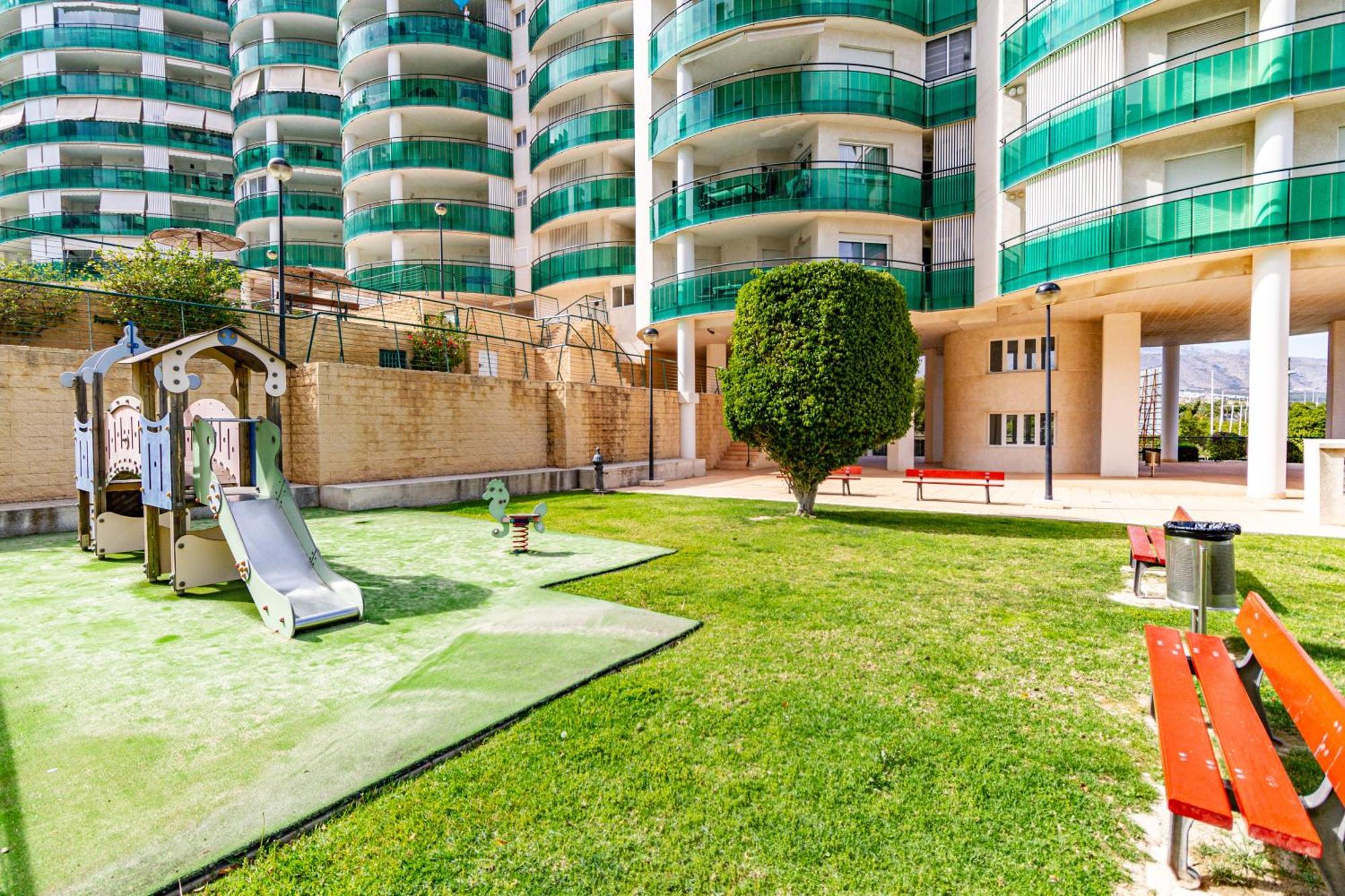 Apartment Vilapark With Pool, Free Parking, Terrace, Beach بينايدورم المظهر الخارجي الصورة